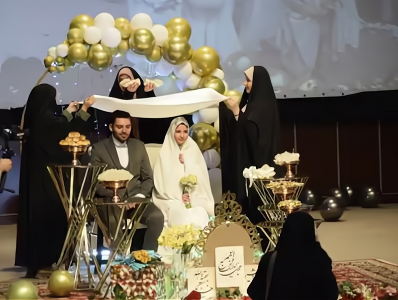 مراسم عقد زوج دهه هشتادی در جشن نیمه شعبان