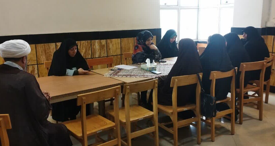 برگزاری جلسه هماهنگی همکاران با مدیر مرکزهمسانگزینی «مینوی امید»